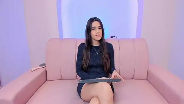 hanna foxi online show from June 2026 12:22:01 PM