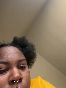 Honeybaeba online show from May 2026 07:44:01 PM