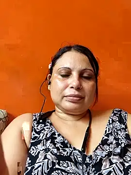 Snapshot of Ruhilove1 chatting on May 2026 05:35:01 AM Ruhilove1 online show from May 2026 05:35:01 AM