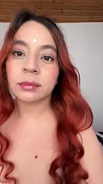 julieta velvet online show from May 2026 01:21:02 PM