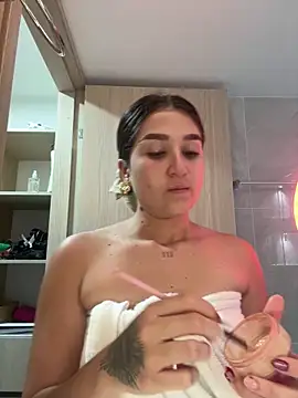 IsabelleMilan online show from June 2026 01:07:02 AM