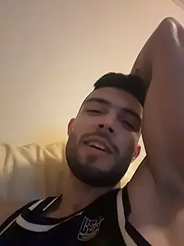 Snapshot of Z-man- chatting on June 2026 11:33:02 PM Z-man- online show from June 2026 11:33:02 PM