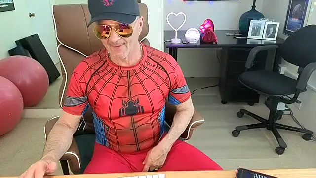 Snapshot of hotdadbod chatting on April 2026 09:41:02 PM hotdadbod online show from April 2026 09:41:02 PM