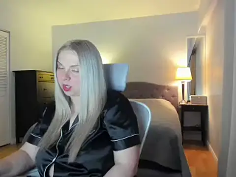 Laviora online show from June 2026 05:51:02 AM