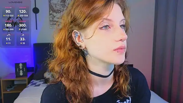 Snapshot of vampi_queen chatting on June 2026 06:00:02 PM vampi queen online show from June 2026 06:00:02 PM
