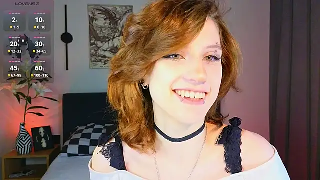 Snapshot of vampi_queen chatting on July 2026 07:39:01 PM vampi queen online show from July 2026 07:39:01 PM