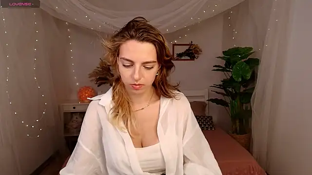 CherryCl0ud online show from June 2026 03:25:01 AM
