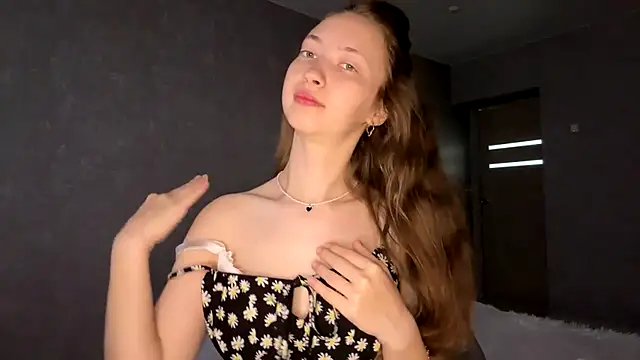 Emily Mur  online show from July 2026 05:04:02 AM