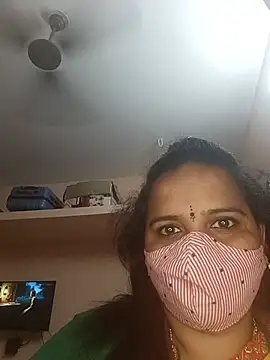 pirainilla online show from June 2026 04:52:02 PM
