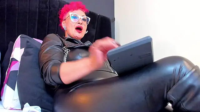 mistress sandy online show from June 2026 08:04:01 PM