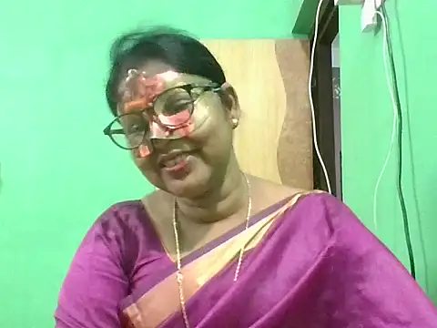 Kavya17 online show from June 2026 06:13:01 PM
