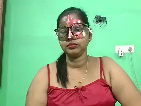 Snapshot of Kavya17 chatting on July 2026 03:04:01 AM Kavya17 online show from July 2026 03:04:01 AM