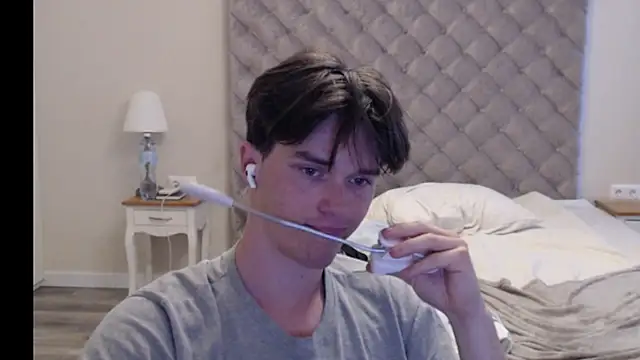 arthur   king online show from June 2026 02:33:01 PM
