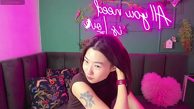 Runi Asian online show from June 2026 01:21:01 AM