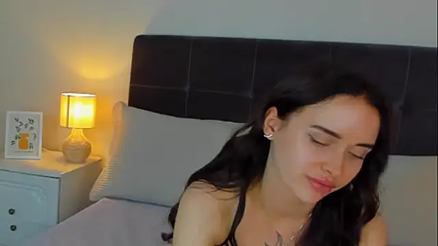 KellyWhites online show from June 2026 06:52:02 AM