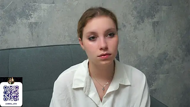 Sairallyn online show from June 2026 08:08:01 PM