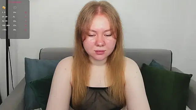AlexaaBee online show from June 2026 08:19:01 AM