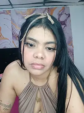 luxuryluna online show from June 2026 11:42:02 PM