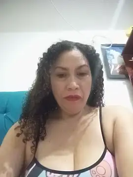 paulett15 online show from June 2026 02:27:02 AM