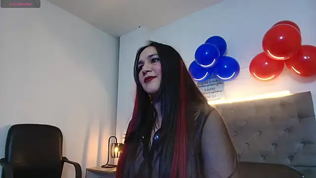 Rossy Marks online show from June 2026 03:18:01 AM