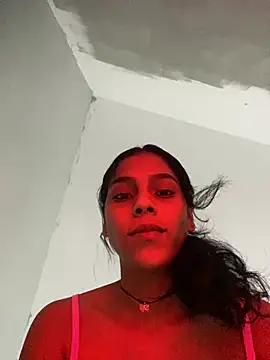 Saray queen1 online show from July 2026 10:45:01 PM