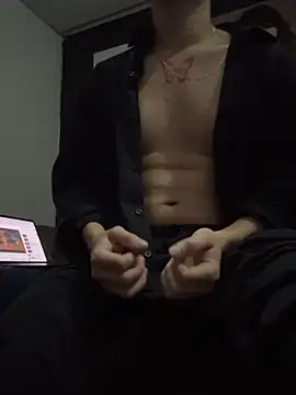 CharlyySantos online show from May 2026 01:34:02 AM