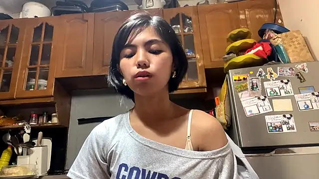 YukikoSchaefers online show from May 2026 03:12:01 AM