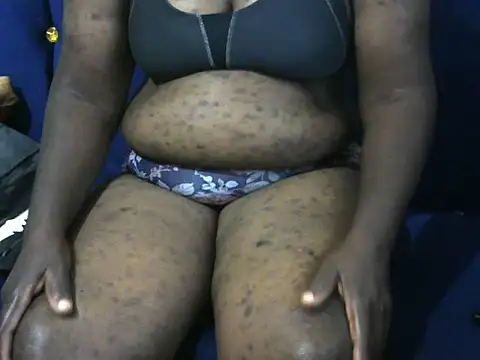 Snapshot of Sexypat3 chatting on June 2026 01:43:02 AM Sexypat3 online show from June 2026 01:43:02 AM