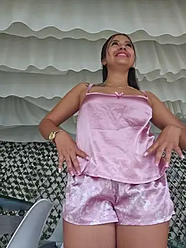 Luisa Madrid online show from June 2026 12:06:01 PM