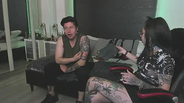 inkedsinners  online show from May 2026 12:33:02 PM