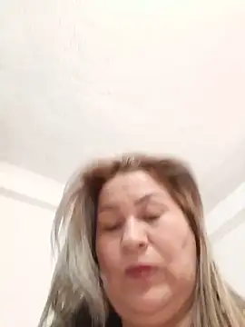 Snapshot of _Pamelamilff chatting on June 2026 12:19:02 PM Pamelamilff online show from June 2026 12:19:02 PM