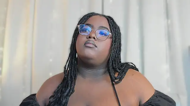 Snapshot of Ayanaa_Ebony_ chatting on July 2026 11:23:01 AM Ayanaa Ebony online show from July 2026 11:23:01 AM