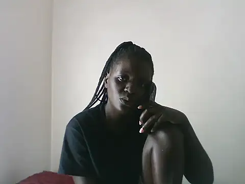 Snapshot of LatishLava chatting on June 2026 04:21:02 PM LatishLava online show from June 2026 04:21:02 PM