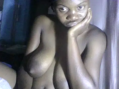 Snapshot of prettybelly chatting on June 2026 07:38:02 PM prettybelly online show from June 2026 07:38:02 PM
