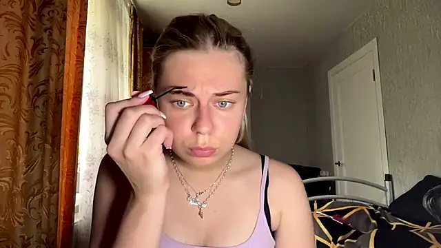 HoneysPiee online show from July 2026 09:46:01 AM