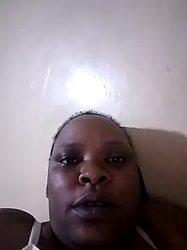 Azizzah online show from May 2026 07:45:02 PM