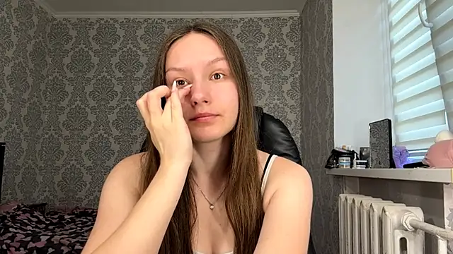 ShaylaChong online show from June 2026 04:36:02 AM