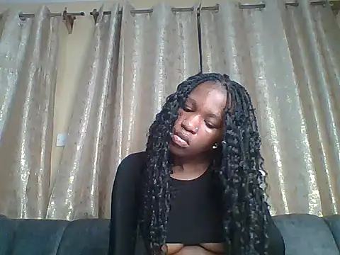 Snapshot of Sexy_dotta chatting on June 2026 01:42:01 PM Sexy dotta online show from June 2026 01:42:01 PM