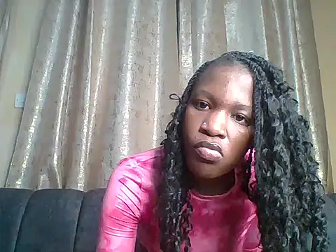 Snapshot of Sexy_dotta chatting on June 2026 08:00:02 PM Sexy dotta online show from June 2026 08:00:02 PM