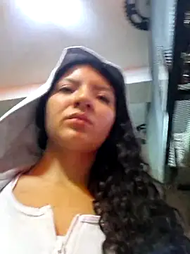 Snapshot of Bella_Jane_hot chatting on May 2026 12:18:01 AM Bella Jane hot online show from May 2026 12:18:01 AM