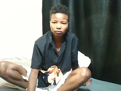 Snapshot of Bambybeauty2 chatting on June 2026 05:19:02 AM Bambybeauty2 online show from June 2026 05:19:02 AM