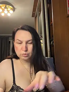 Snapshot of EvaBeautyXxX chatting on June 2026 10:45:02 PM EvaBeautyXxX online show from June 2026 10:45:02 PM