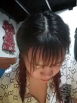 Loleml01 online show from June 2026 03:12:01 PM