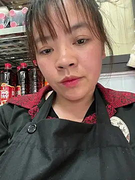 Loleml01 online show from August 2026 06:27:01 AM