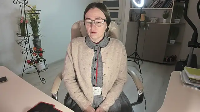 Snapshot of Vika73 chatting on February 2026 06:08:02 AM Vika73 online show from February 2026 06:08:02 AM