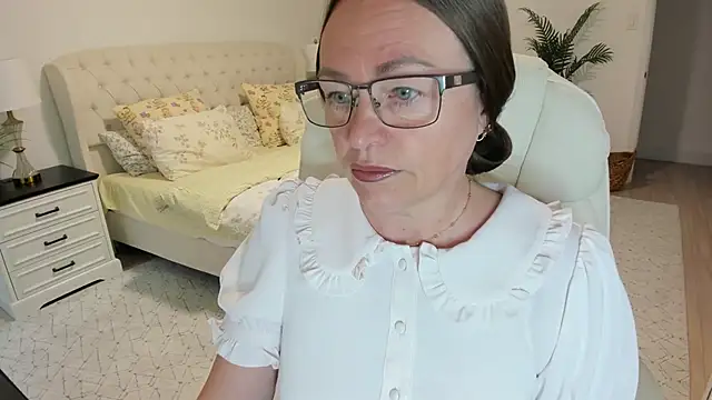 Vika73 online show from May 2026 11:04:01 AM