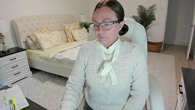 Vika73 online show from May 2026 11:16:02 AM