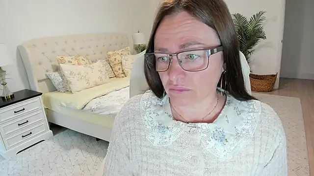 Vika73 online show from May 2026 11:28:02 AM