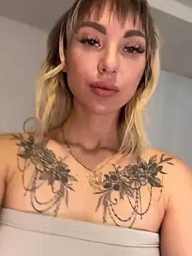 TeaseBabeXXX online show from June 2026 10:26:01 PM