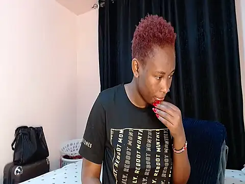 Sweetdeee online show from June 2026 02:43:01 PM